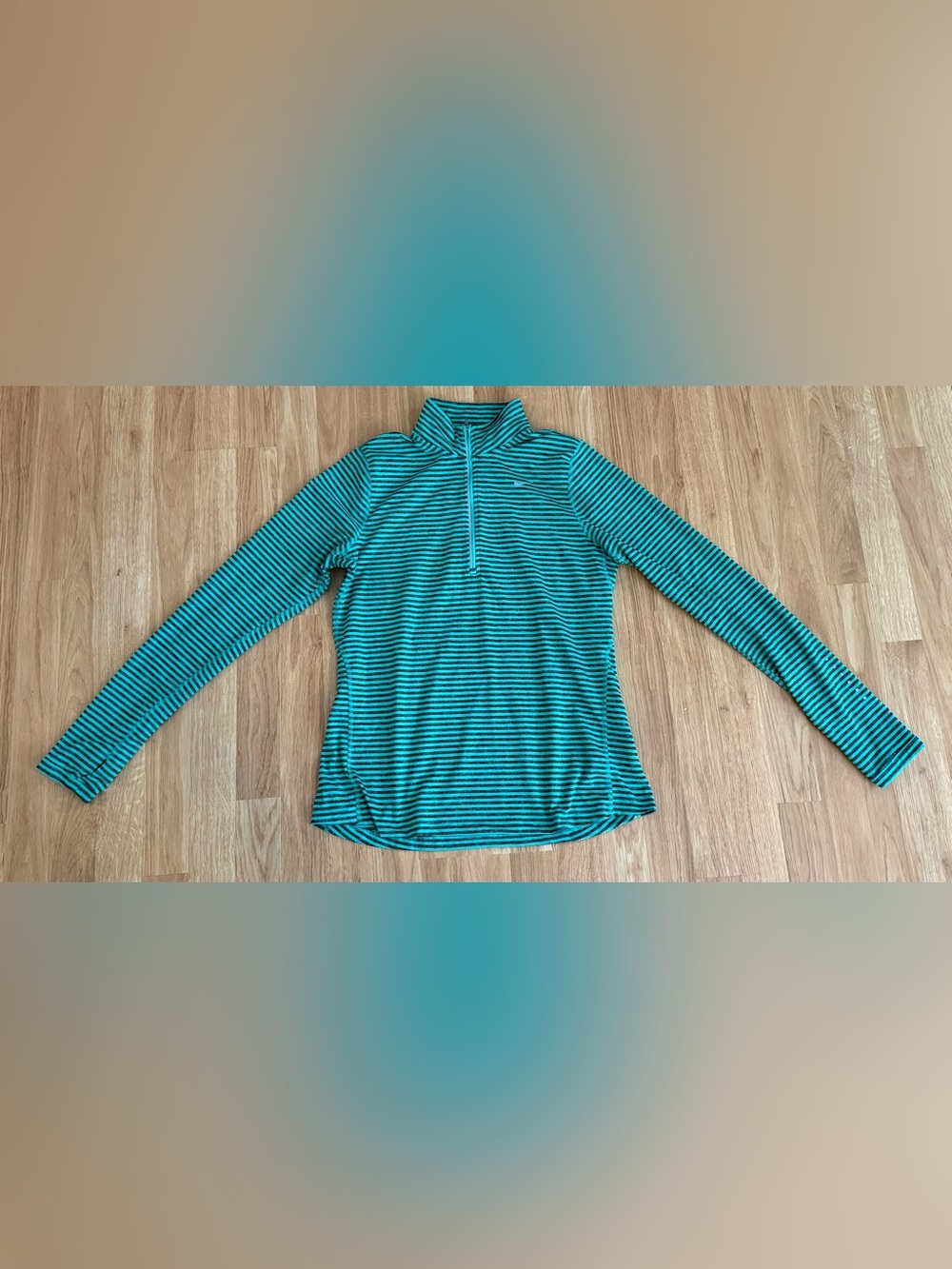 EUC Nike Dri-FIT Women's Element Running 1/4-Zip Pullover - Green/Gray - Size M